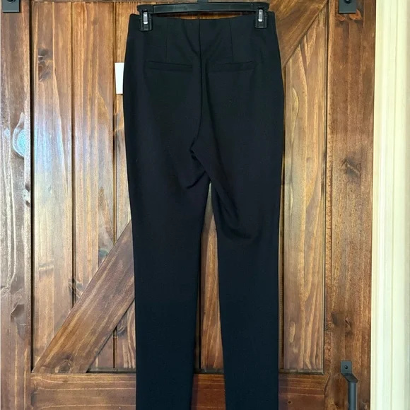 Ellen Tracy Black Faux Leather Pants - Picture 2 of 3